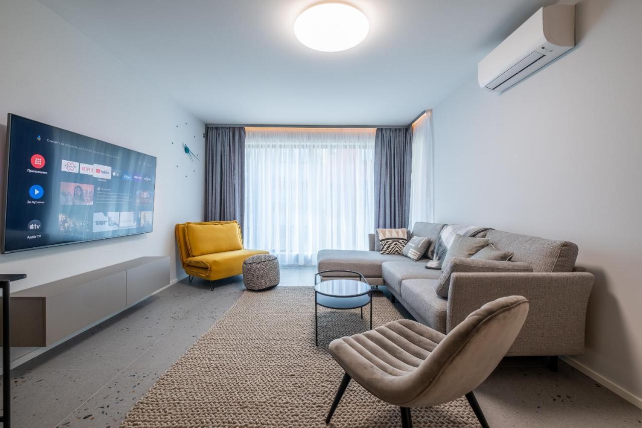 Emirates Lux Apartment And Parking Sofia Exterior foto